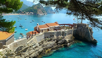 Car rental Petrovac Car hire in Petrovac
